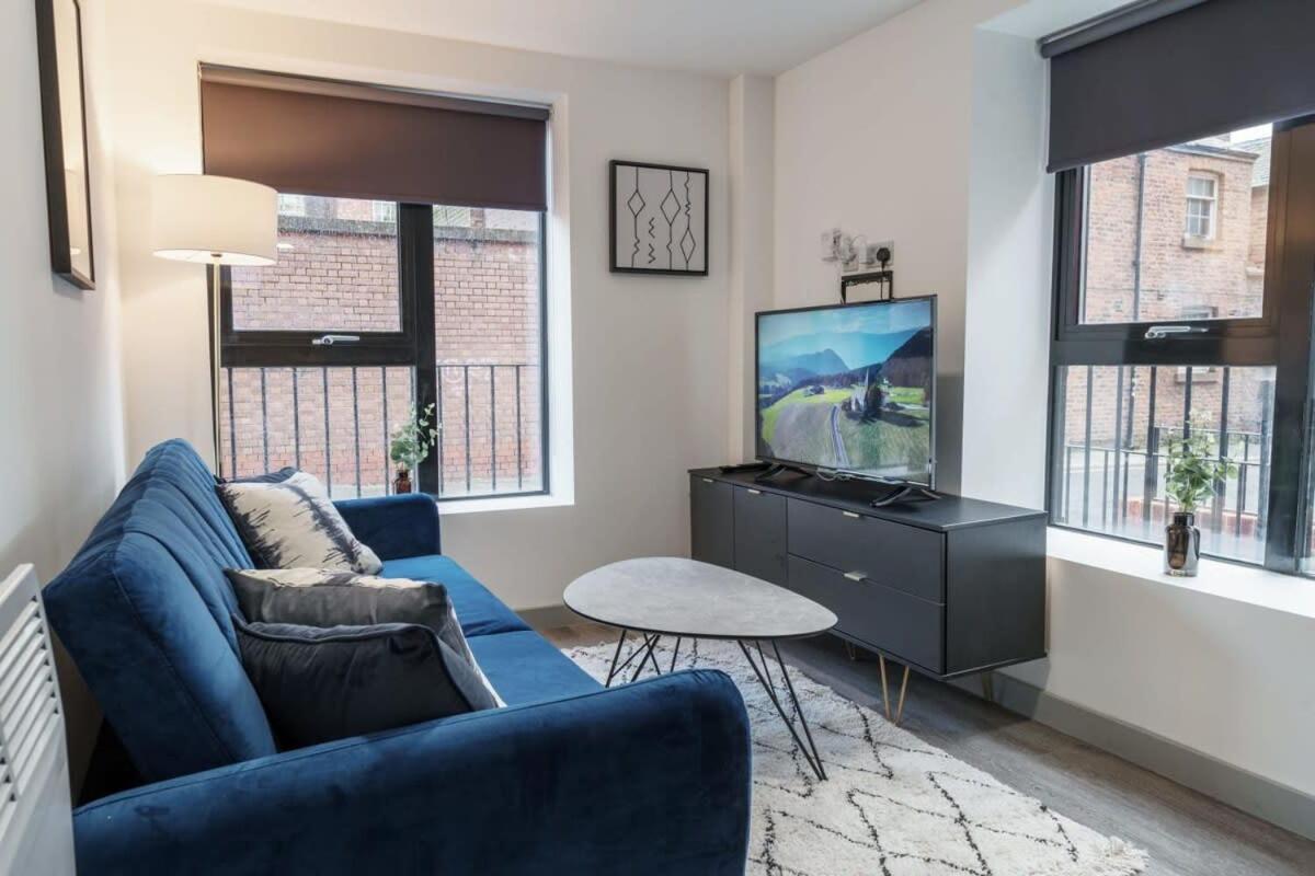 Lovely 1 Bed Apartment In Liverpool Centre Bagian luar foto